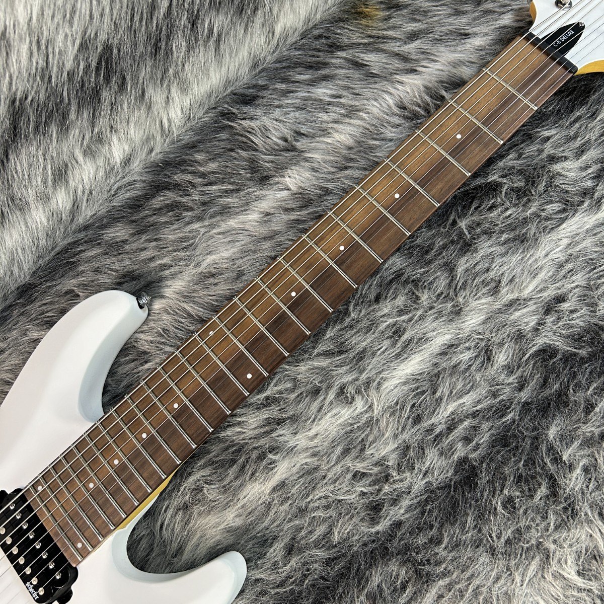 C-8 Deluxe SCHECTER エレクトリックギター その他のボディー 商品詳細