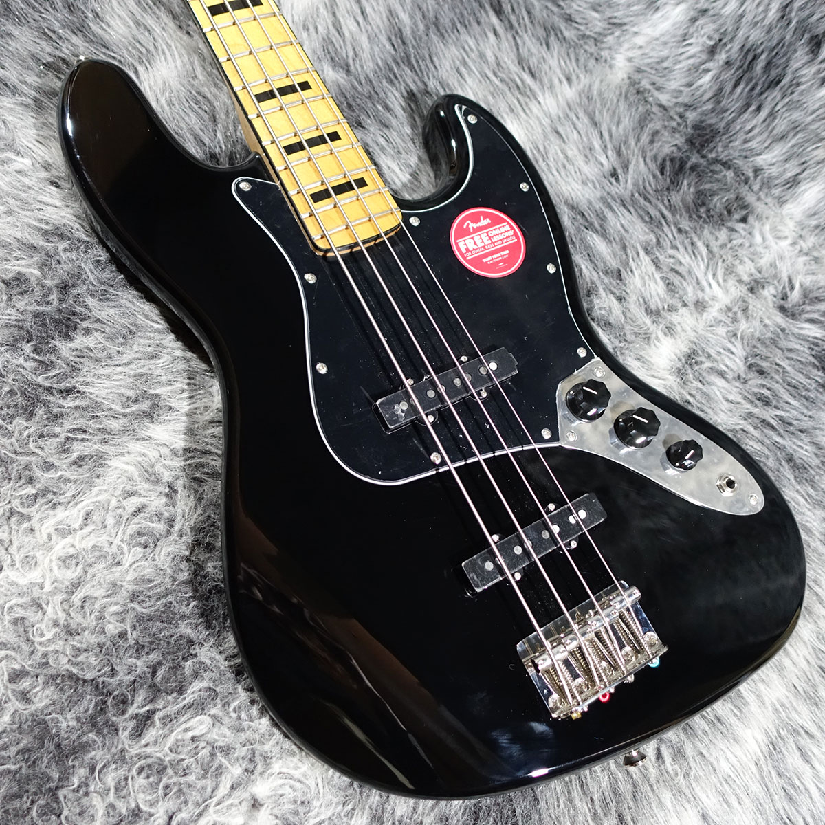 ブラックエレキベース 4弦ジャズベーススタイル BUSKERS Amazon | BUSKERS BJB-Standard BLK ベース初心者セット 島村楽器で一