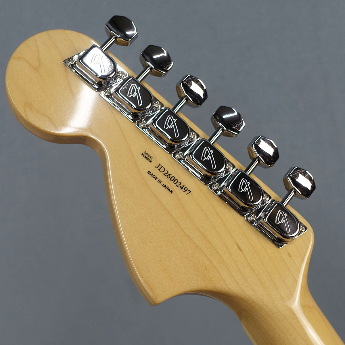 Made in Japan Traditional Late 60s Jaguar Lake Placid Blue Fender