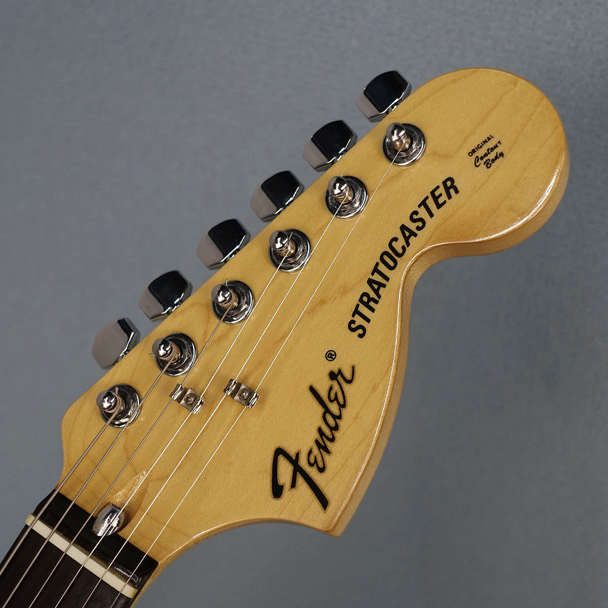 ST72-53 Fender Japan エレクトリックギター ストラトキャスタータイプ
