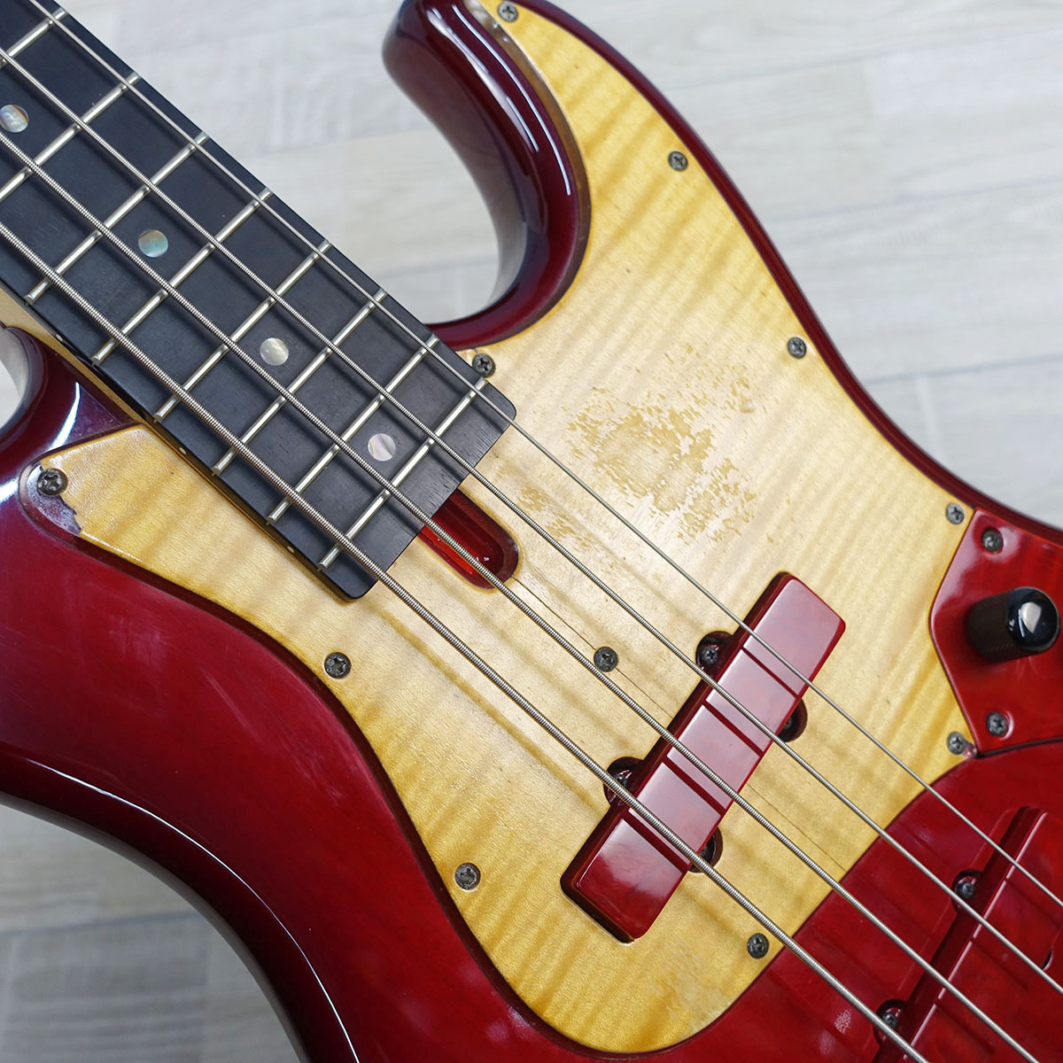 UJB-4 Bossa Bass エレクトリック・ベース JBタイプ 商品詳細