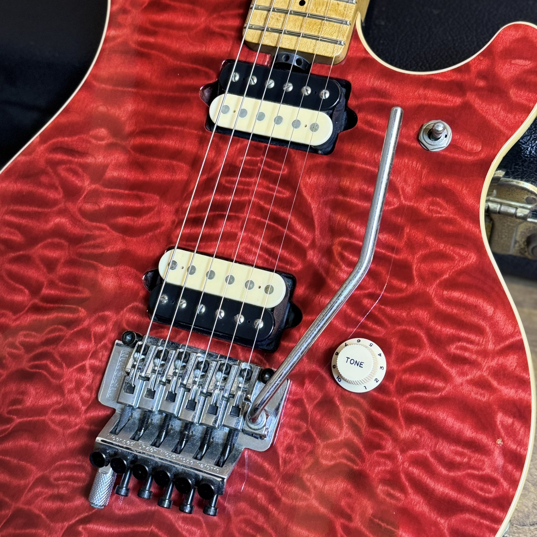 EVH Model ”No Signature” Trans Red 1995 MUSIC MAN エレクトリック