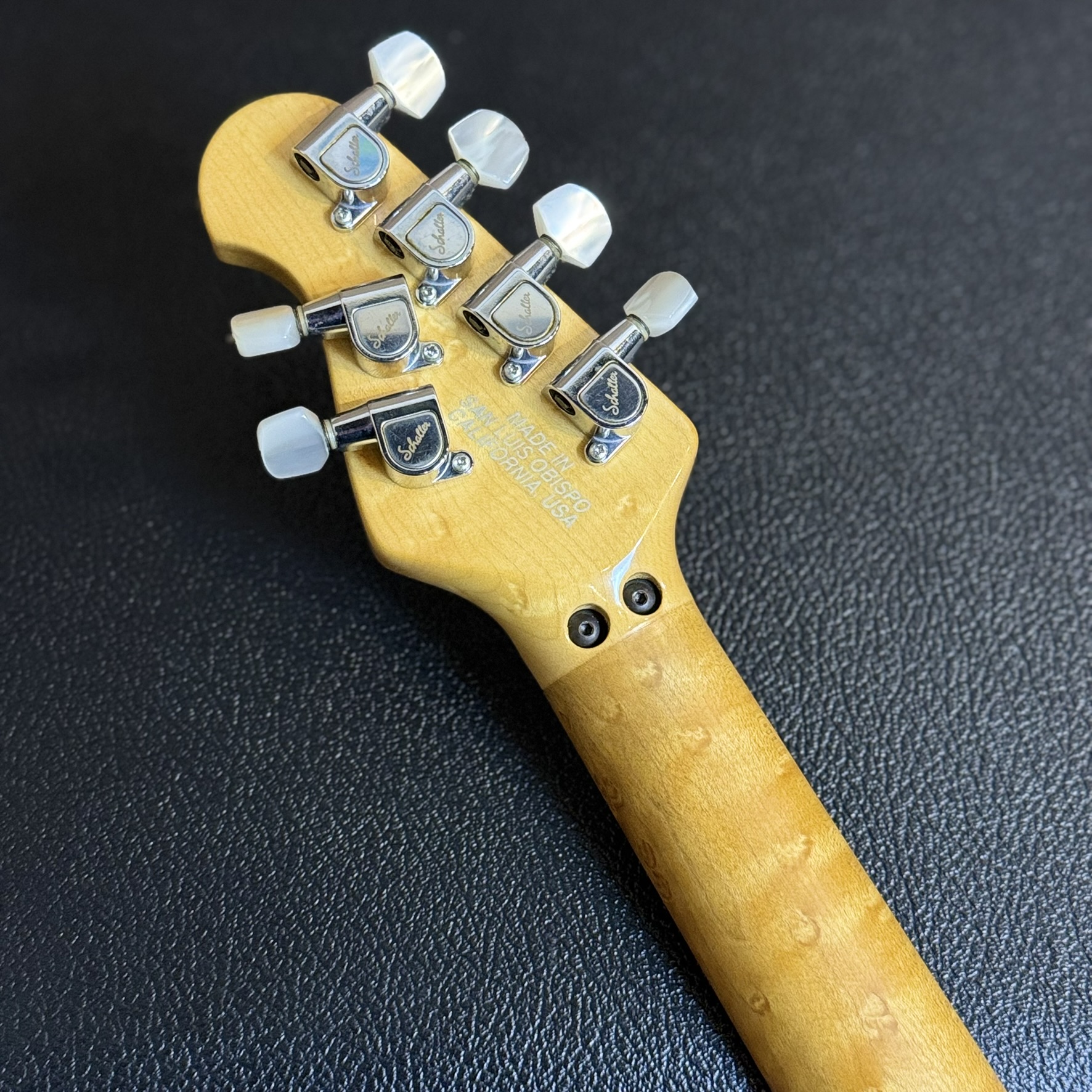 EVH Model ”No Signature” Trans Red 1995 MUSIC MAN エレクトリック
