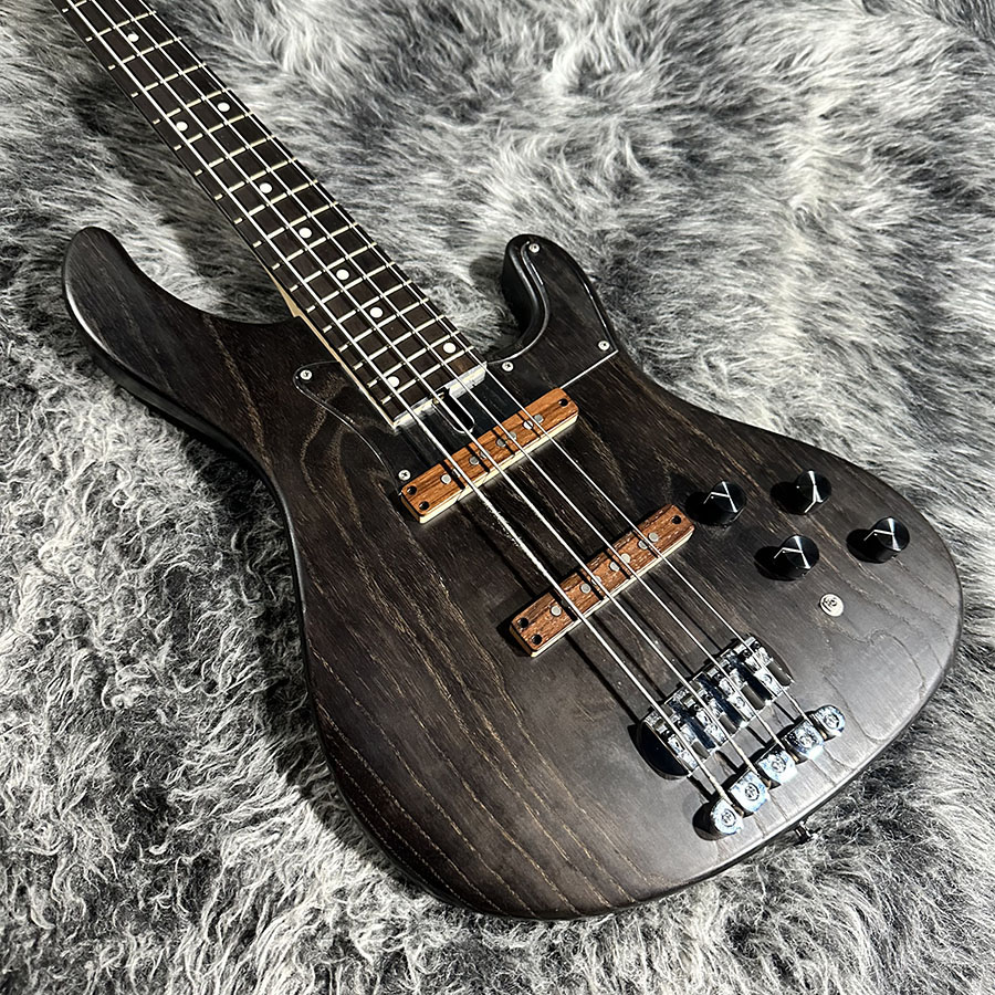 TWENTY-FOUR Bacchus エレクトリック・ベース JBタイプ 商品詳細