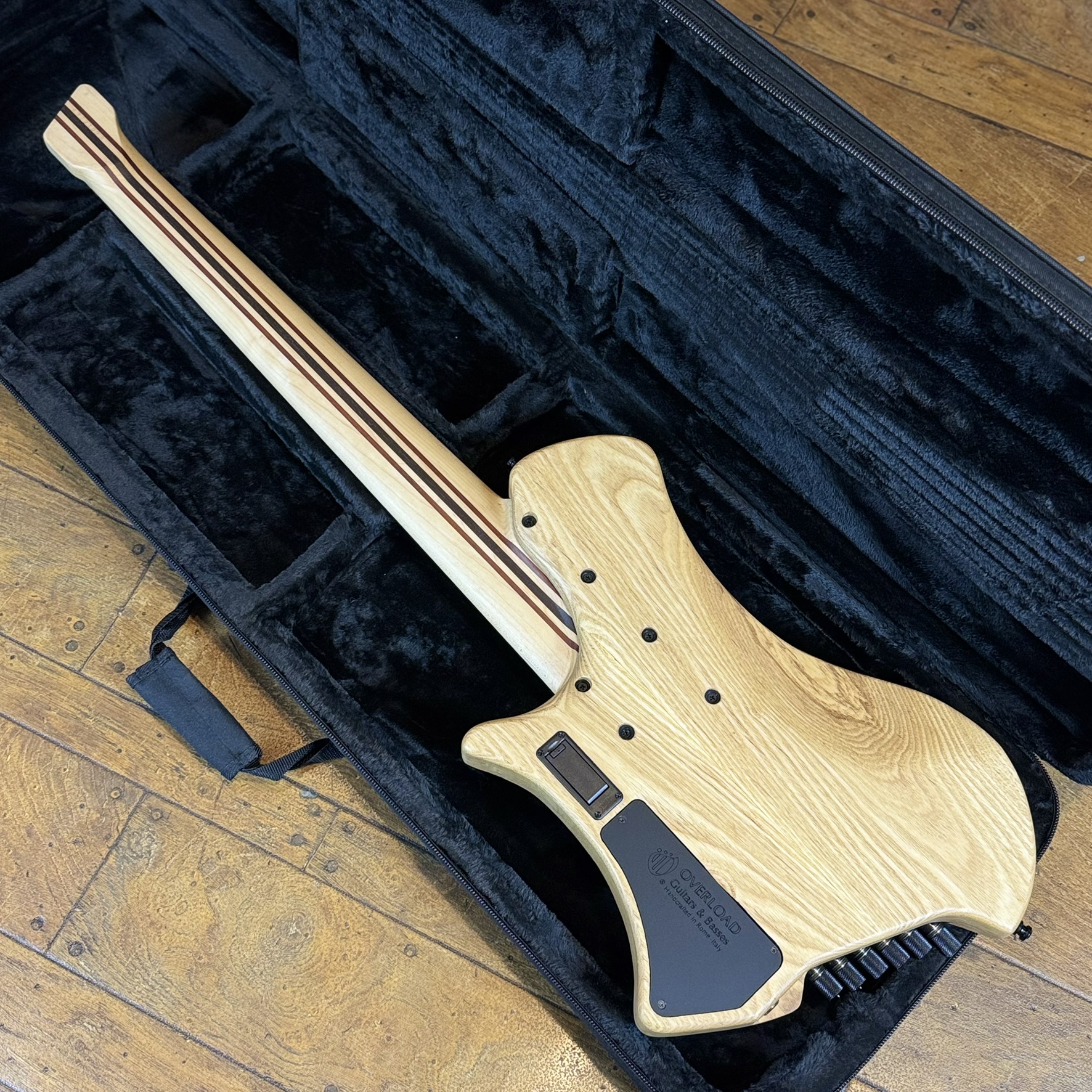 Achilles Custom 6 Bass Blue Marine Overload Custom Guitars