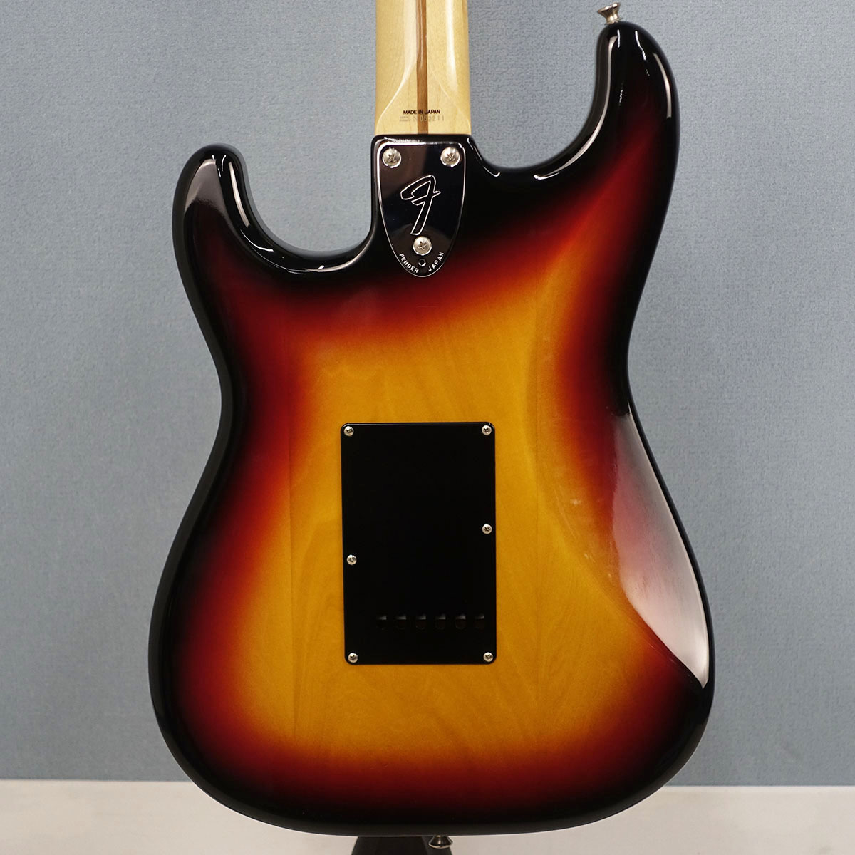 ST72-53 Fender Japan エレクトリックギター ストラトキャスタータイプ