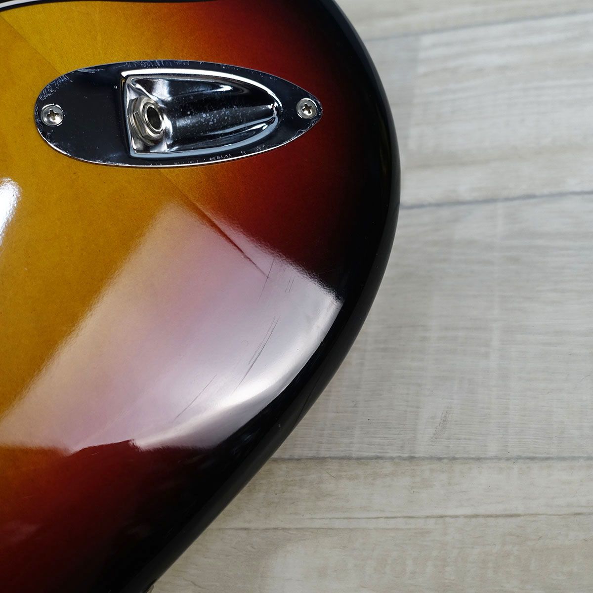 ST72-53 Fender Japan エレクトリックギター ストラトキャスタータイプ