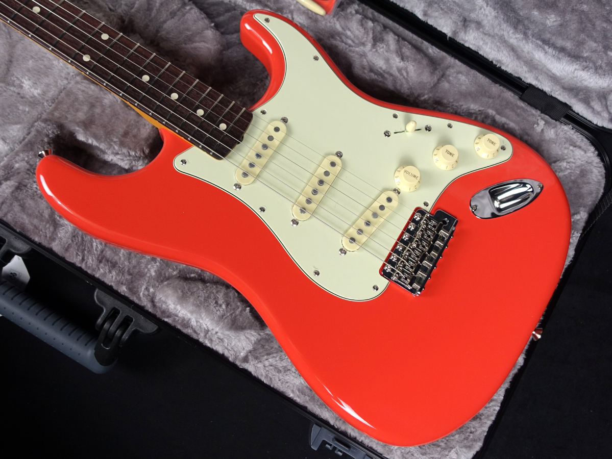 Made in Japan Limited Shigeru Suzuki Stratocaster Fiesta Red