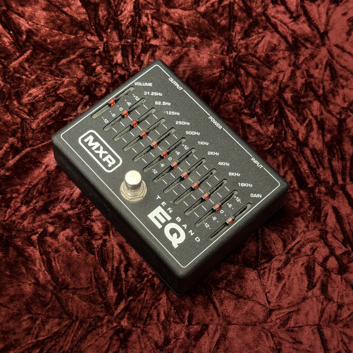 MXR Ten Band EQ イコライザー ギターエフェクター TEN BAND EQ MXR ギター用エフェクター イコライザー 商品詳細