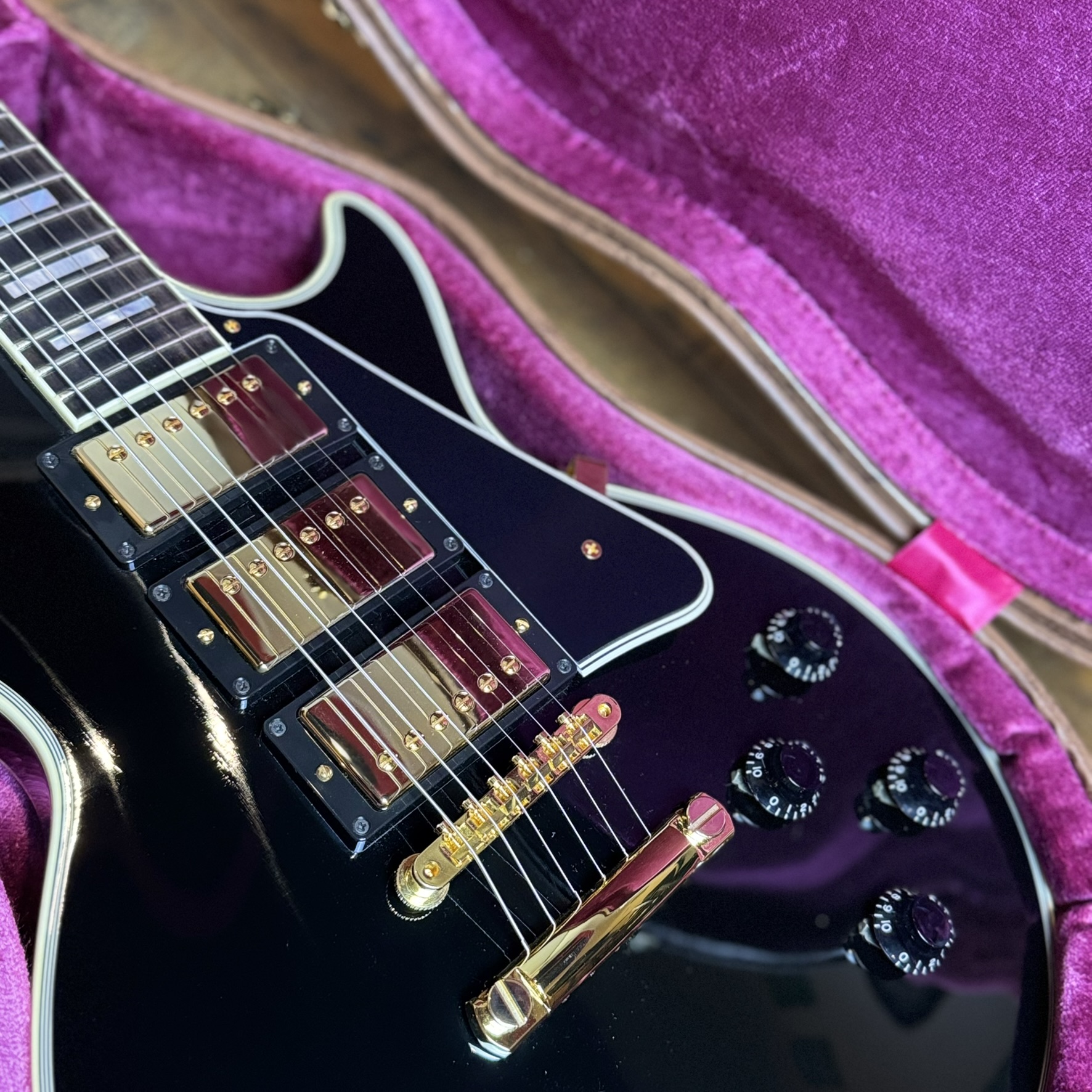20th Anniversary 1957 Les Paul Custom Reissue 3 Pickups Ebony