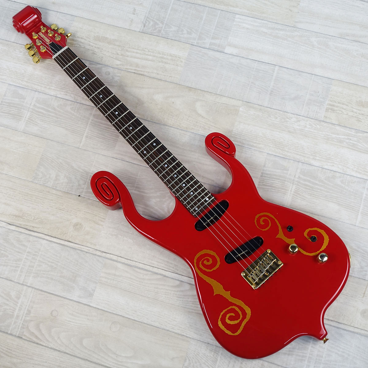 BT-120MM FERNANDES エレクトリックギター 変形タイプ 商品詳細