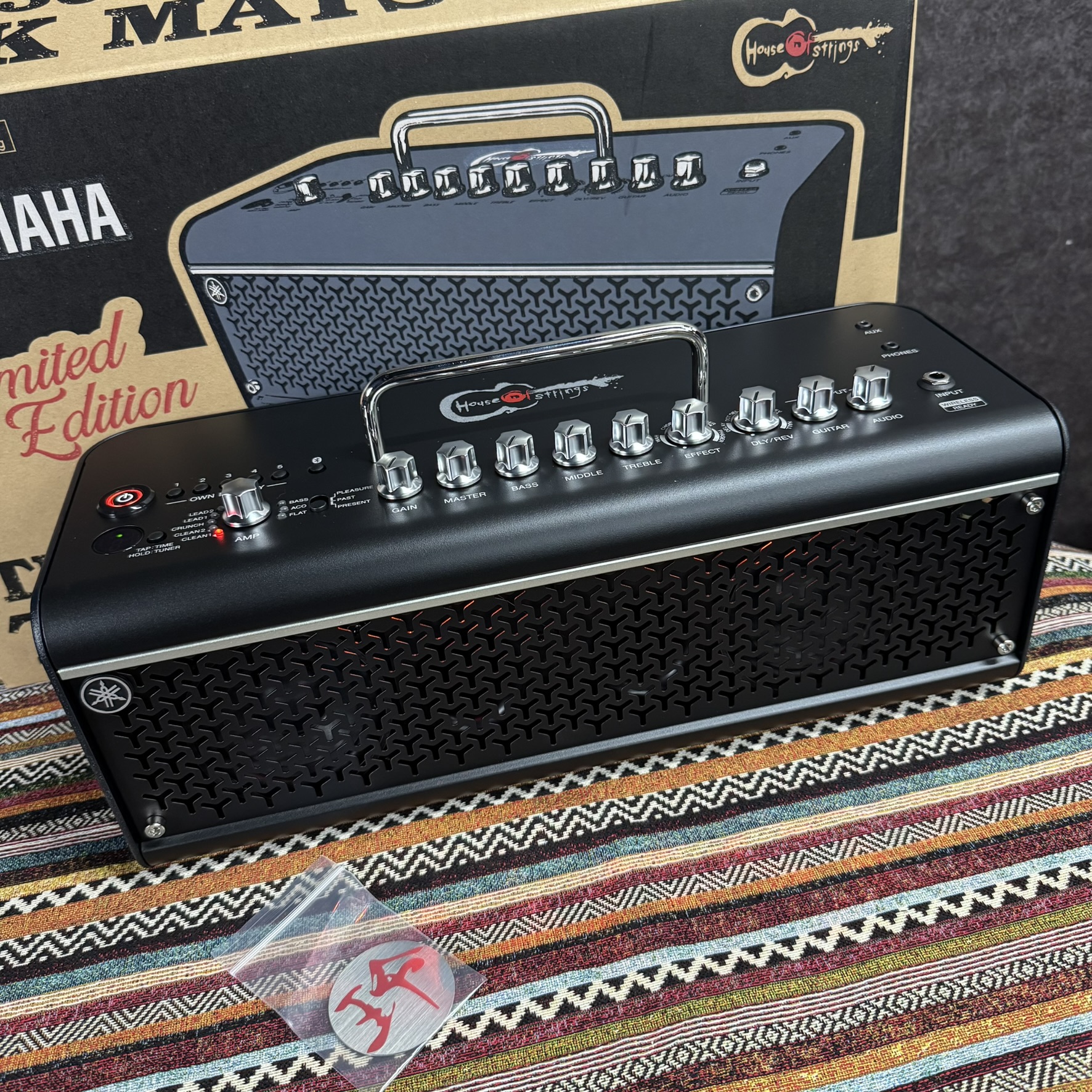 【ブラックジャック】YAMAHA RS320＋THR5 アンプ付き YAMAHA THR5 V.2 エレキギターアンプ初心者セット 電池駆動可 軽量2.0