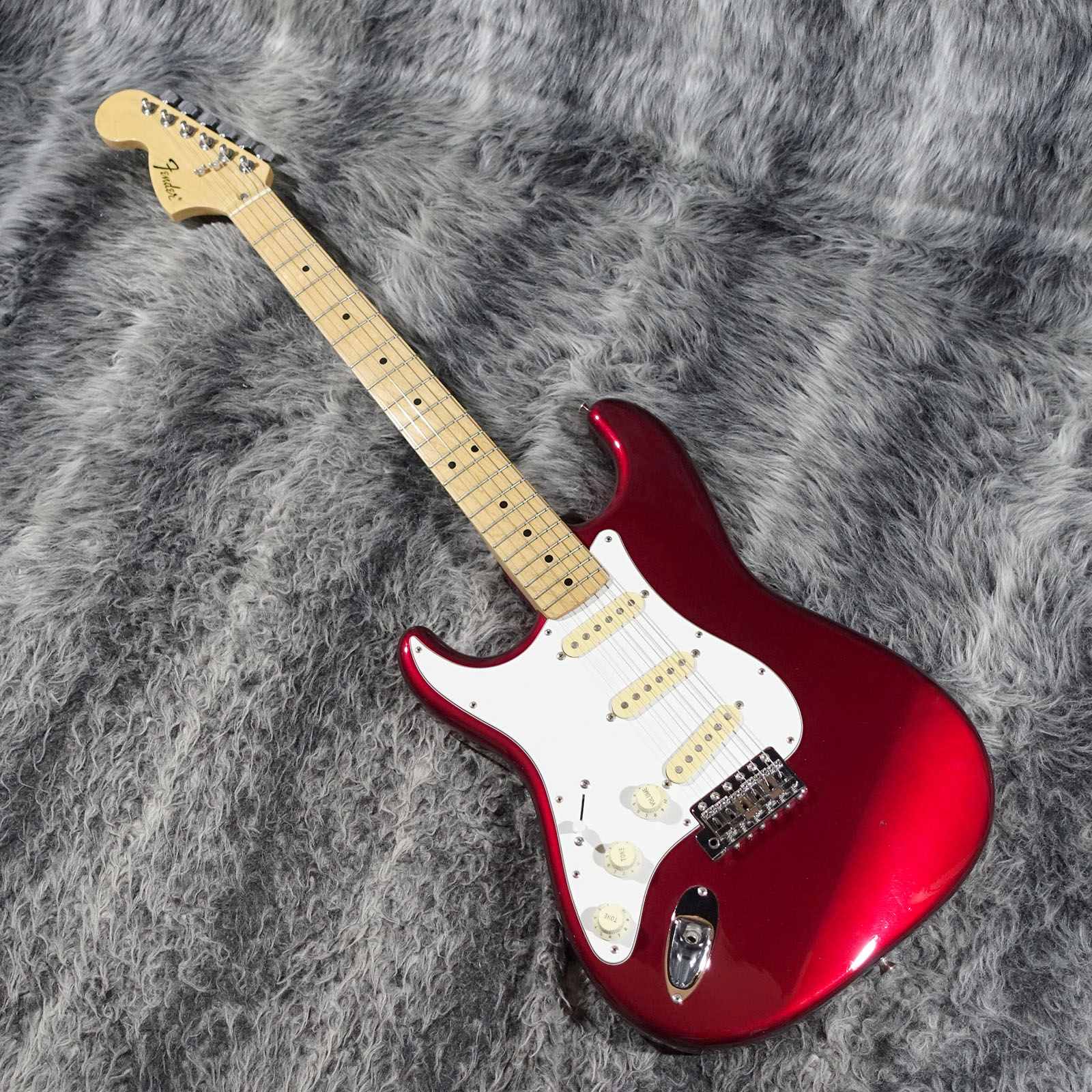 と*ん様 fender japan ST72 VWH ストラトキャスター Fender（フェンダー） Fender Japan フェンダージャパン ST72 VWH