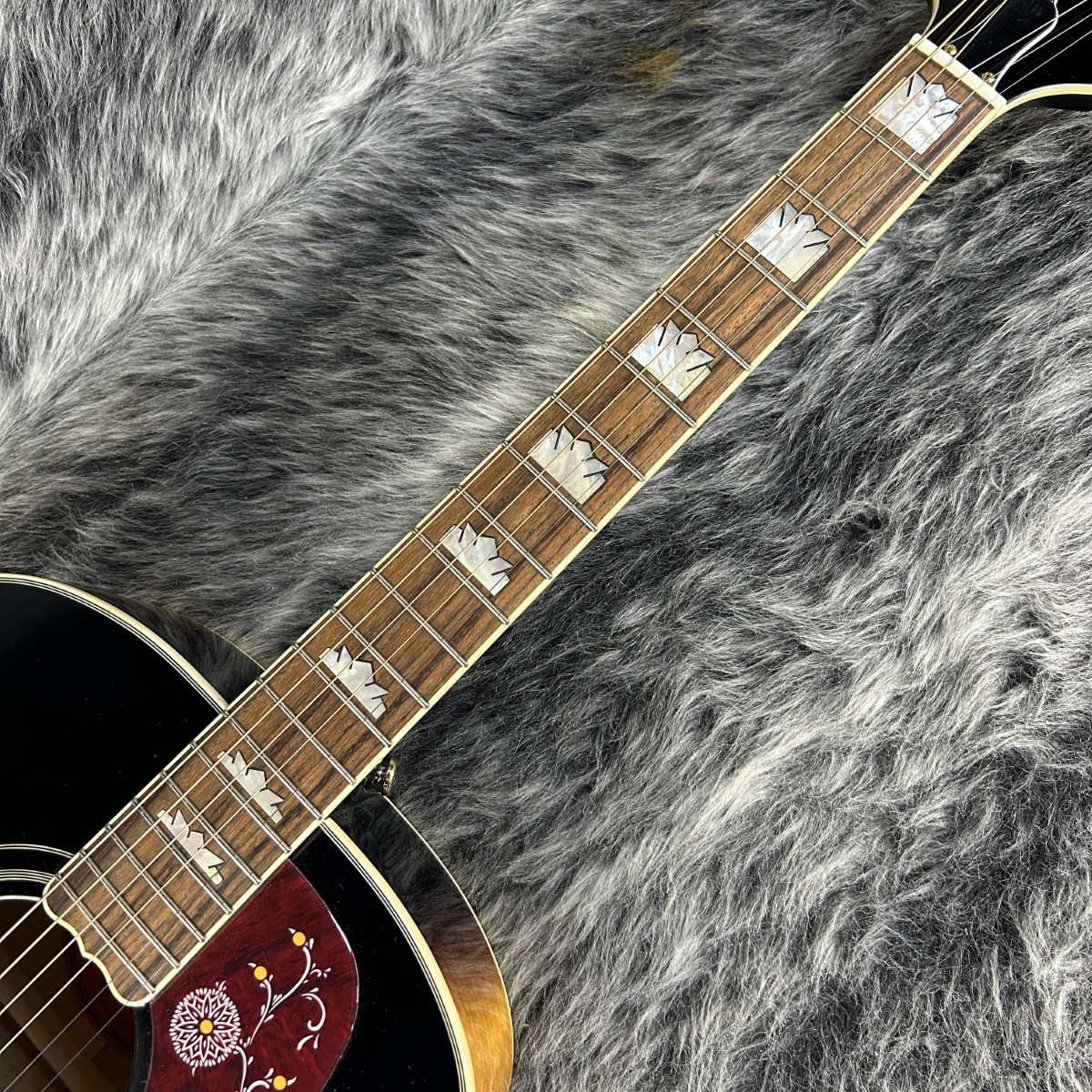 Masterbilt J-200 Aged Antique Natural Gloss Epiphone