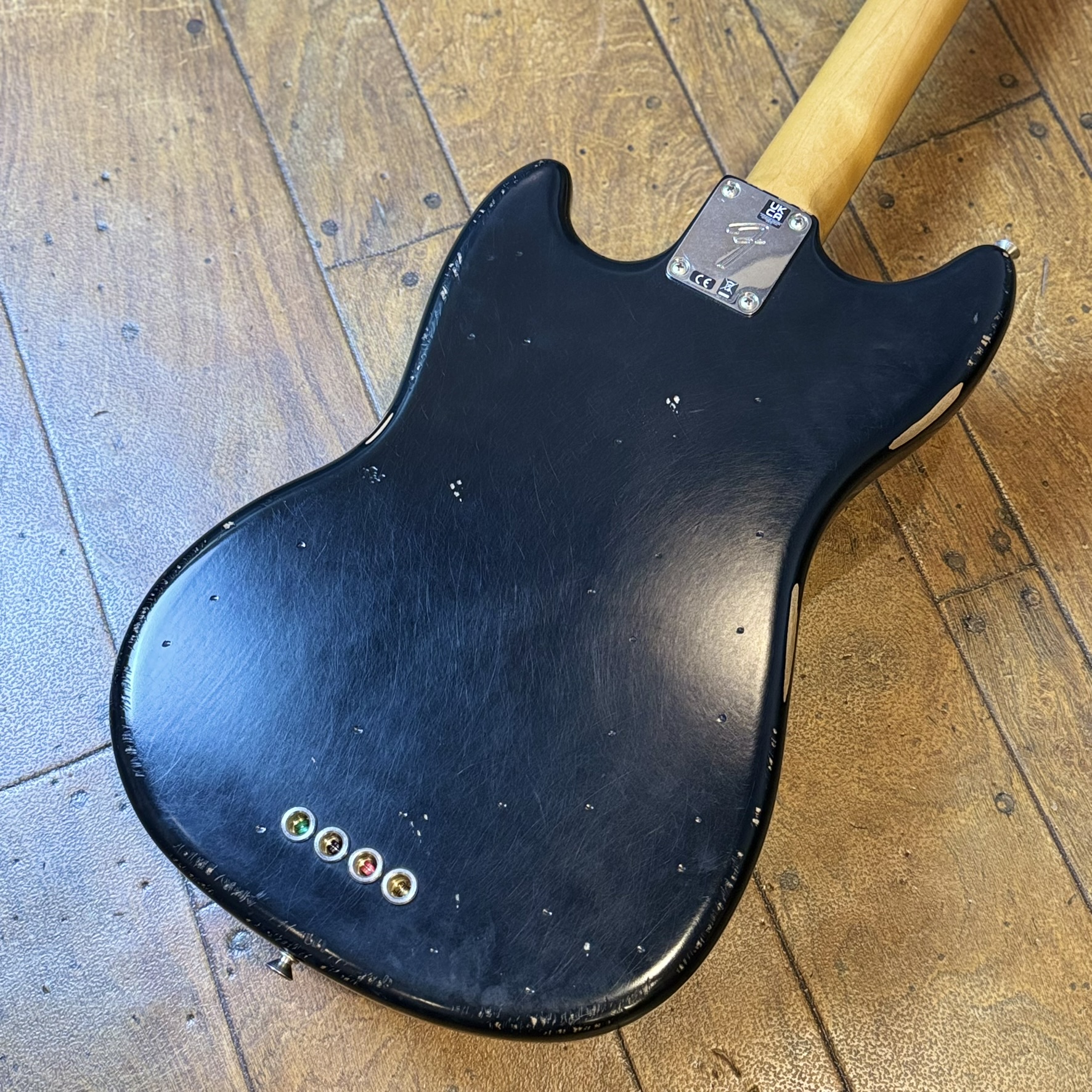 JMJ Road Worn Mustang Bass Black Fender エレクトリック・ベース