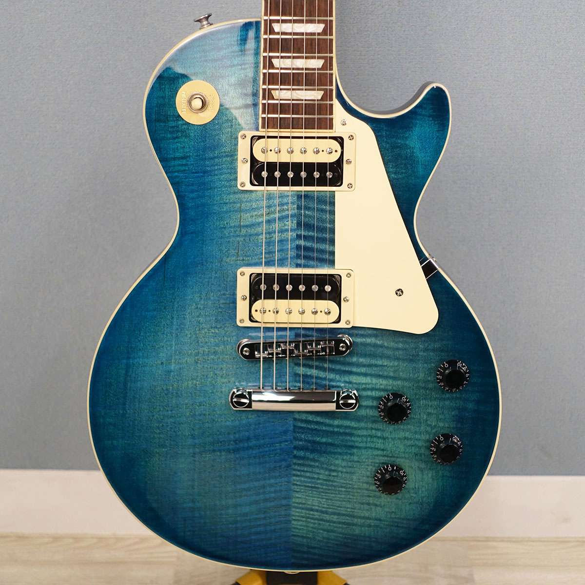 Exclusive Les Paul Traditional Pro V Ocean Water Perimeter Gibson