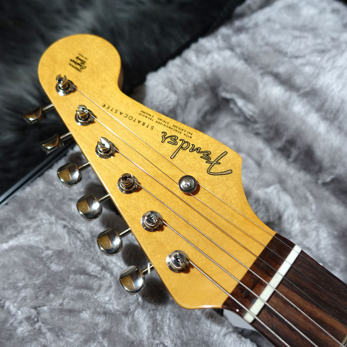 Made in Japan Limited Shigeru Suzuki Stratocaster Fiesta Red