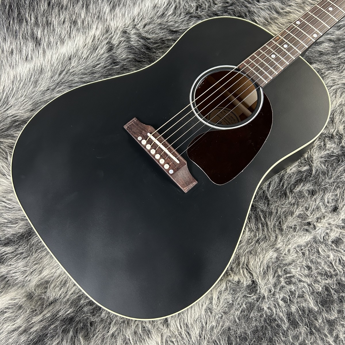 USA製 GIBSON J-45 エレアコ　ギター 専用ケース付 送料無料！美品 Gibson J-45 Faded 50s Sunburst エレアコ アコースティックギター