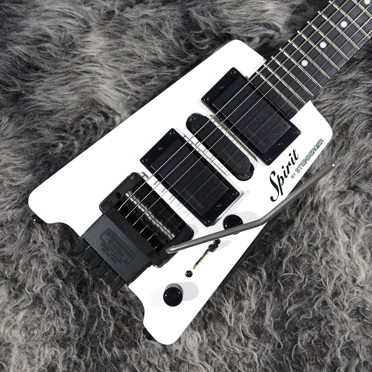 Spirit GT-Pro Deluxe HSH White Steinberger エレクトリックギター
