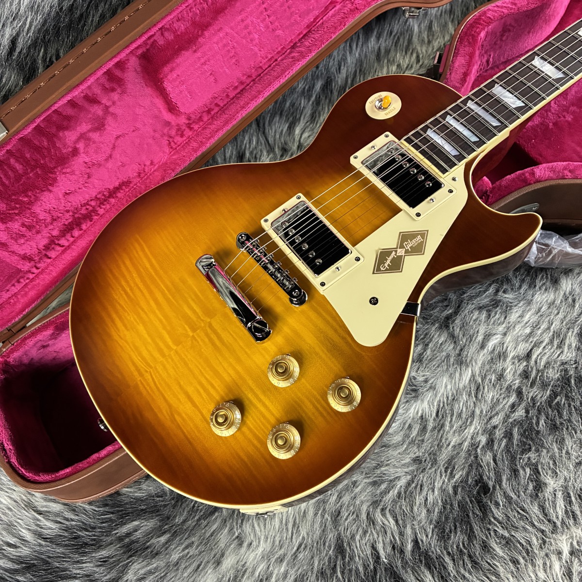 Inspired by Gibson Custom 1959 Les Paul Standard Reissue Golden