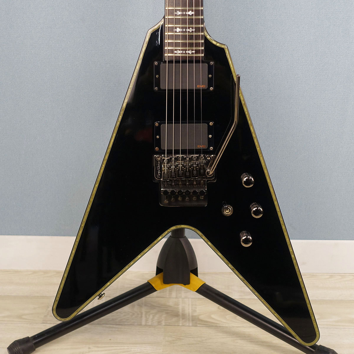 Hellraiser AD-V-1-FR-HR Black SCHECTER エレクトリックギター V