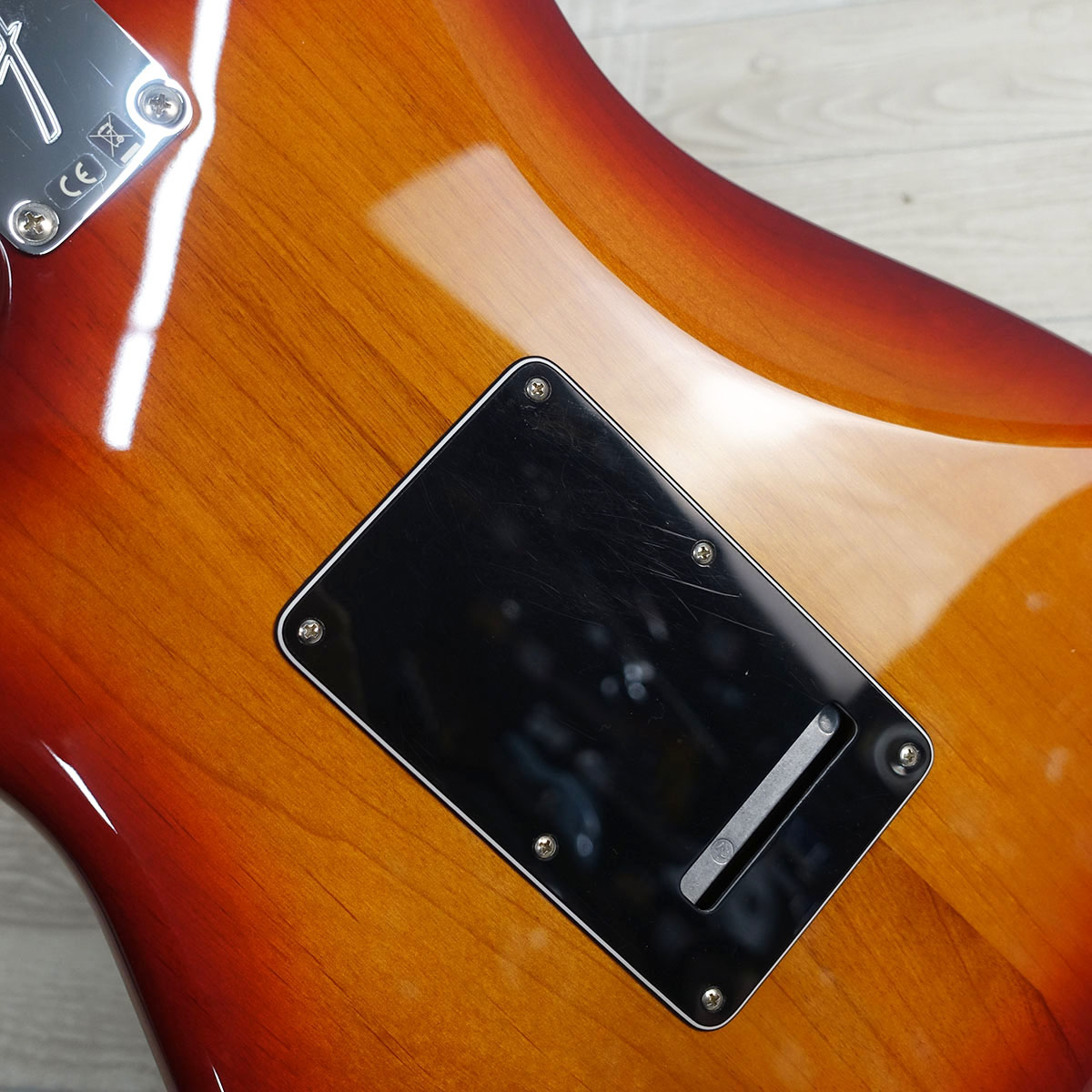 Player Stratocaster HSS Plus Top Aged Cherry Burst【2022年製