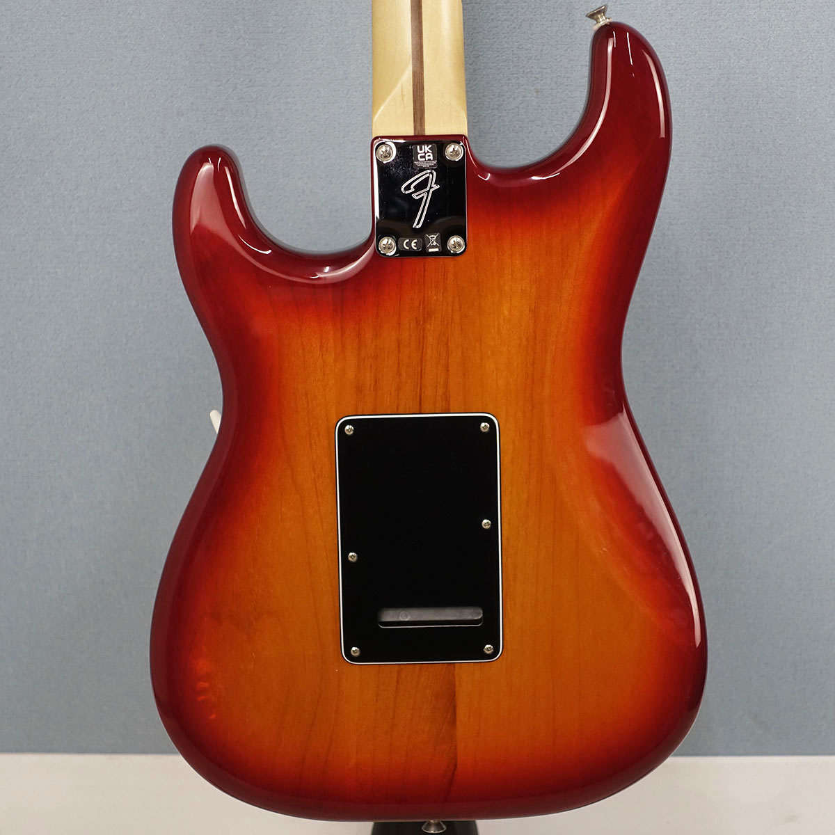 Player Stratocaster HSS Plus Top Aged Cherry Burst【2022年製