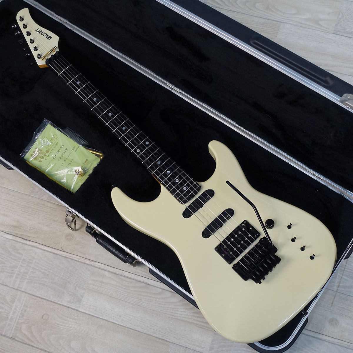 AC-5 White【2003年製】 AIRCRAFT エレクトリックギター ストラト