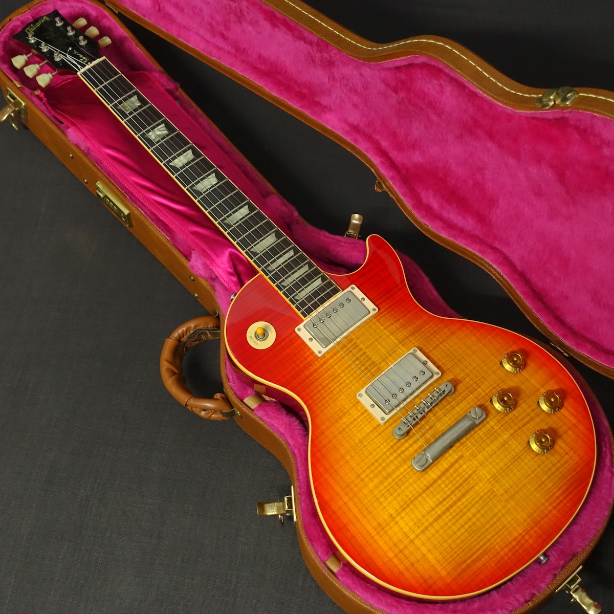 １９９２年製　ギブソンレスポール　CLASSIC PLUS おまけ付き Les Paul Classic Plus【1992年製】 Gibson エレクトリックギター レス