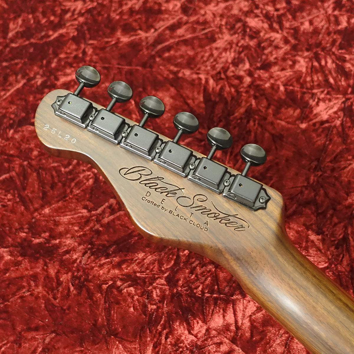 DELTA CUSTOM Matte Black Black Smoker エレクトリックギター
