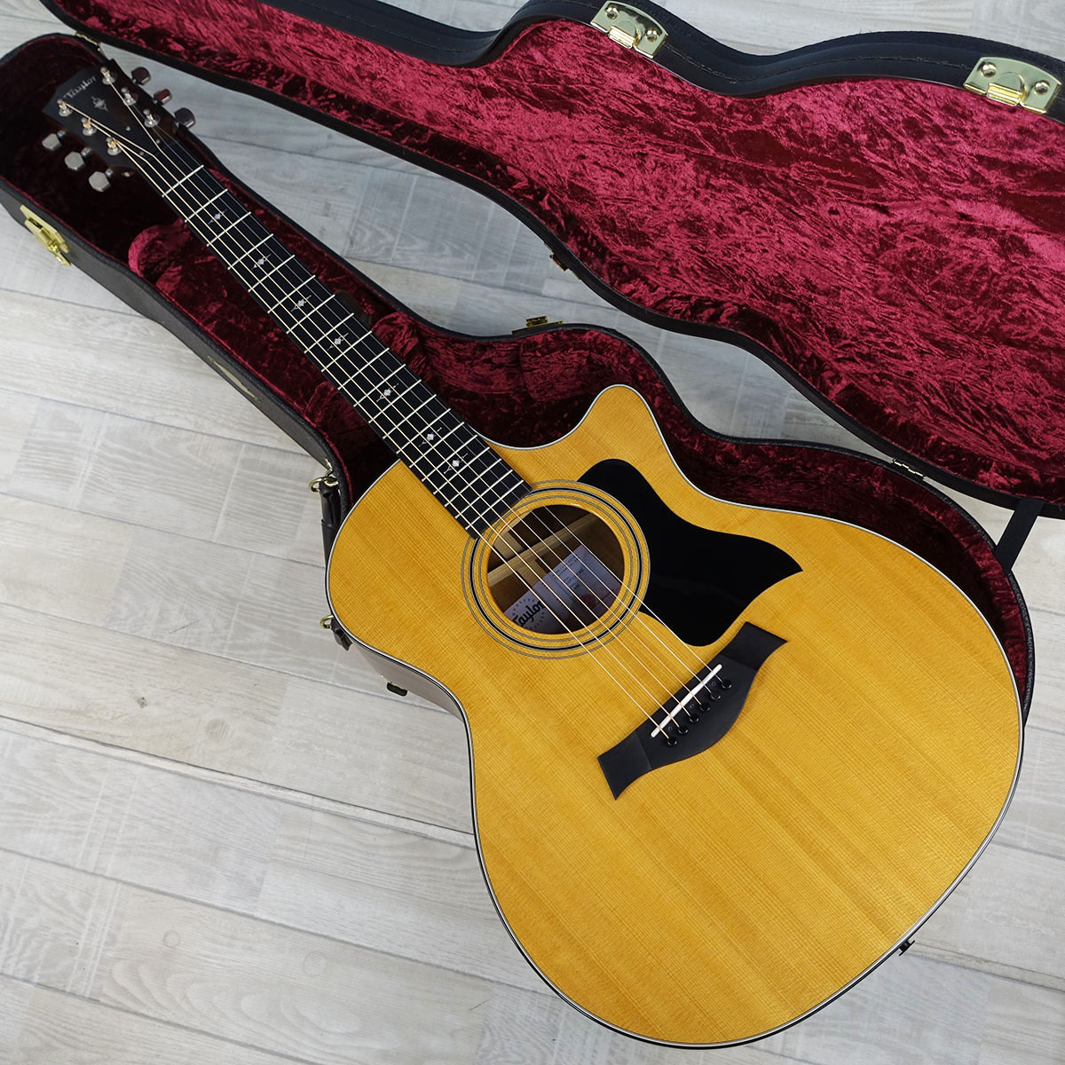 Taylor 314ce V-Class 2018 USA製 純正ハードケース付 314ce V-Class【2018年製】 Taylor アコースティックギター フラット