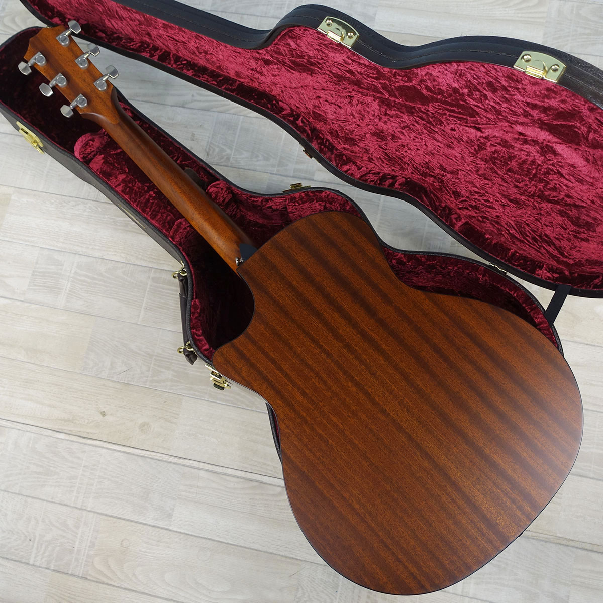 314ce V-Class【2018年製】 Taylor アコースティックギター フラット
