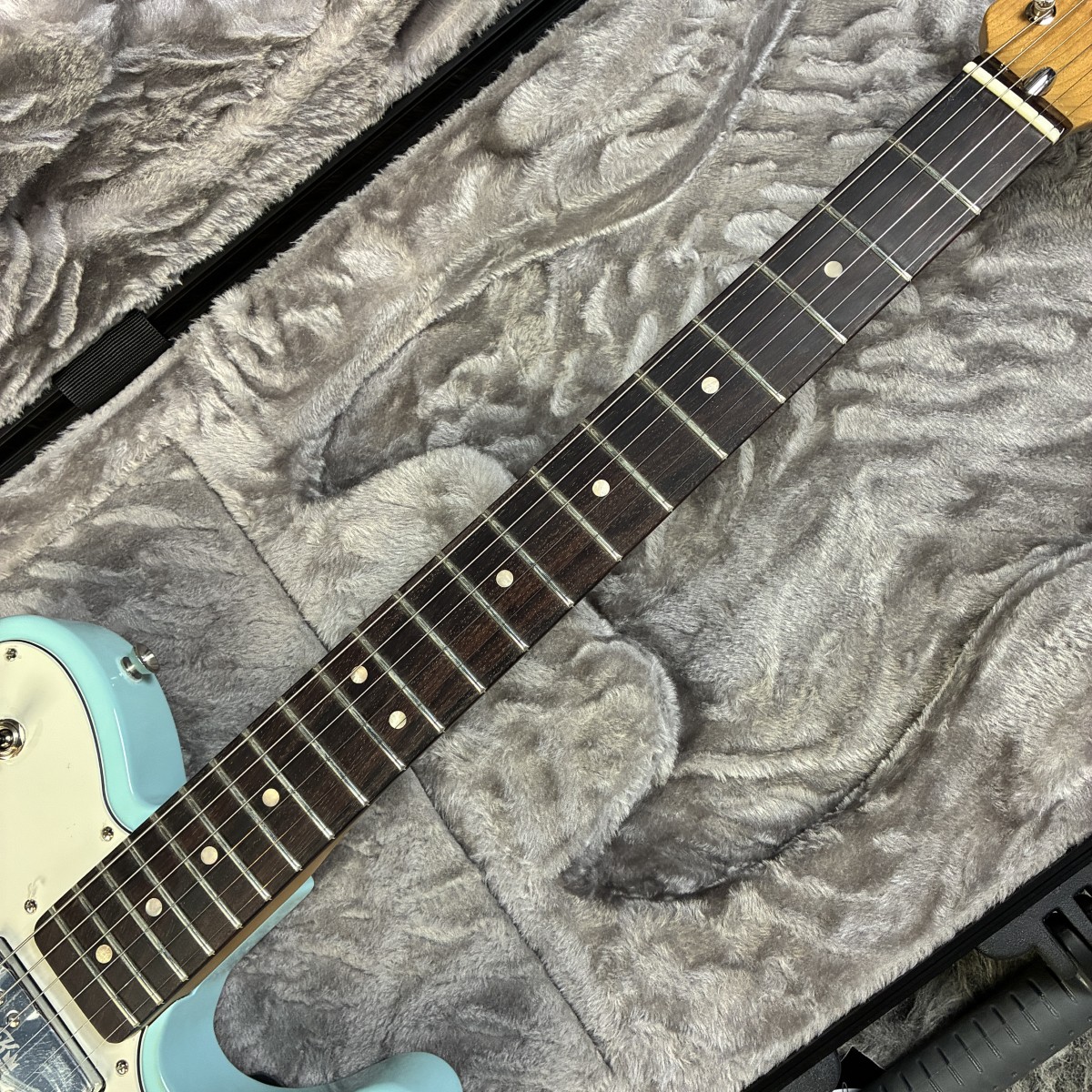 Kingfish Delta Day Telecaster Deluxe Daphne Blue Fender