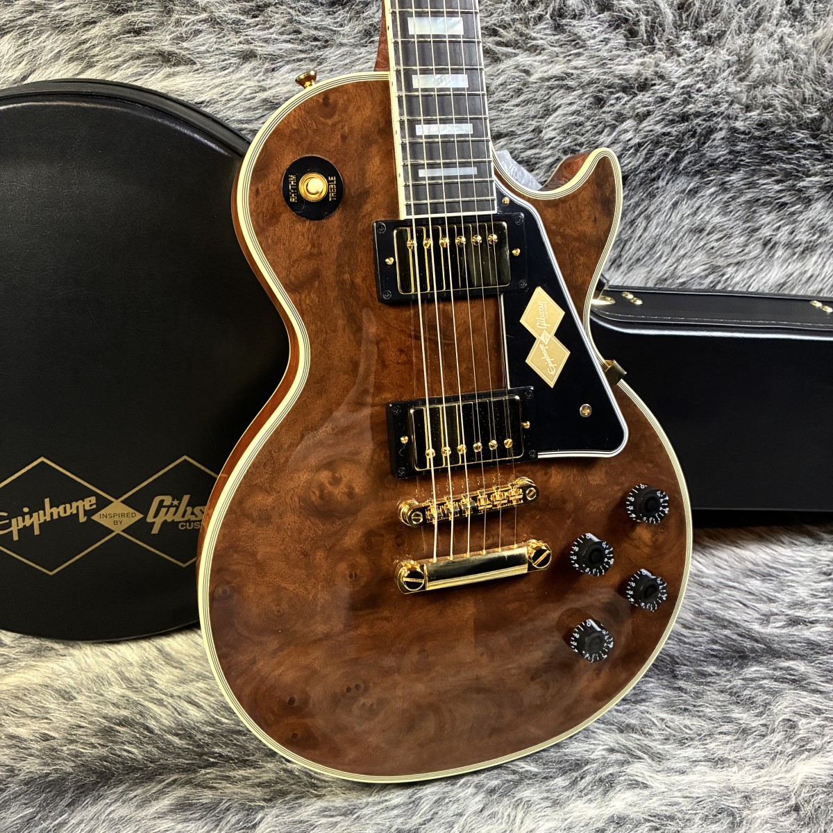 Inspired by Gibson Custom Dealer Select Les Paul Custom Figured