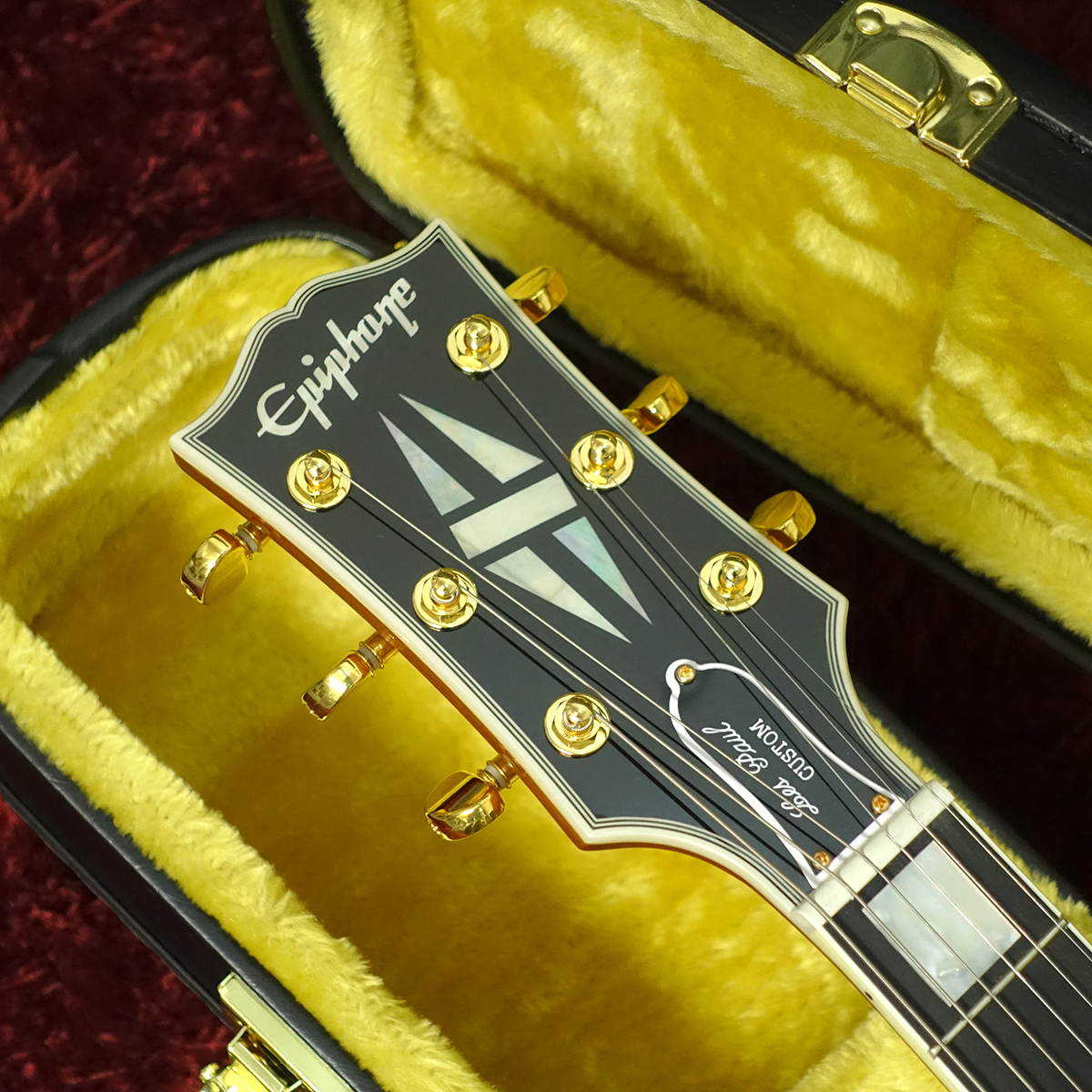 Inspired by Gibson Custom Dealer Select Les Paul Custom Figured