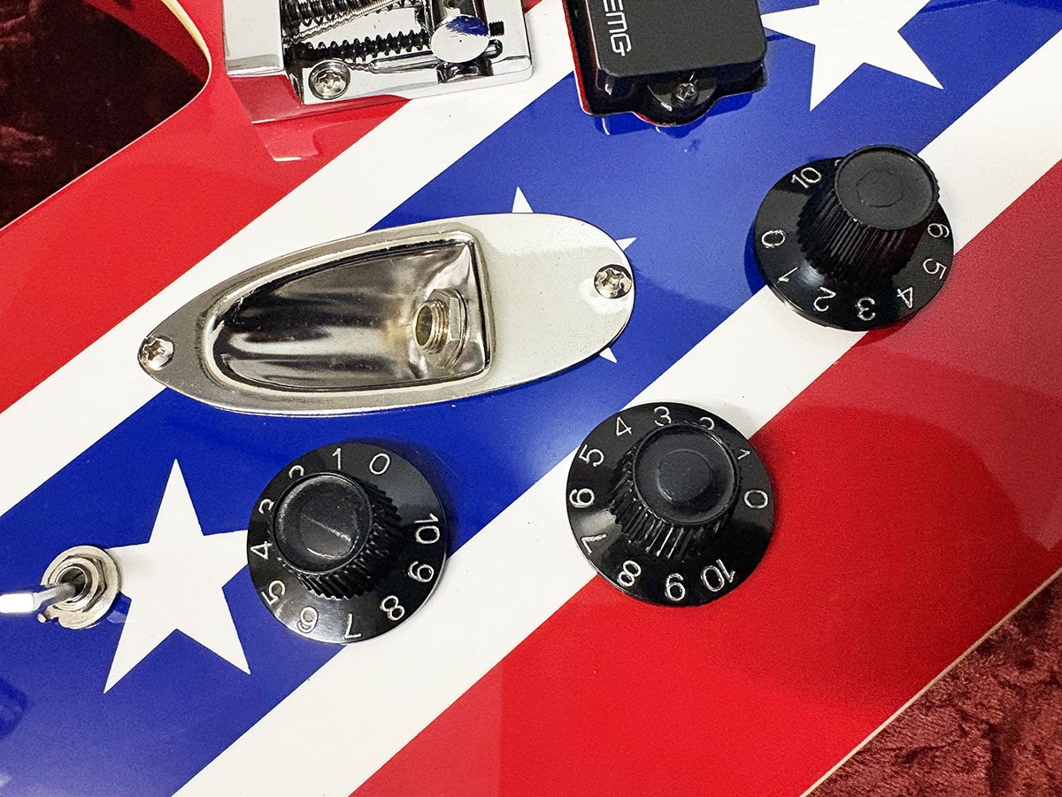 WB-95Y FERNANDES エレクトリック・ベース 変形タイプ 商品詳細
