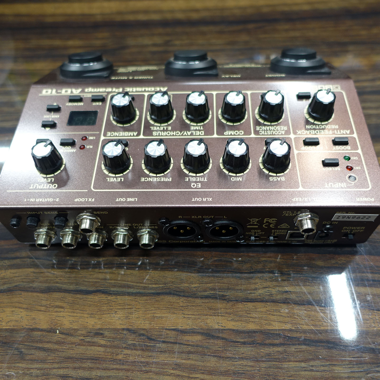 AD-10 Acoustic Preamp BOSS アコースティック・ギター用エフェクター