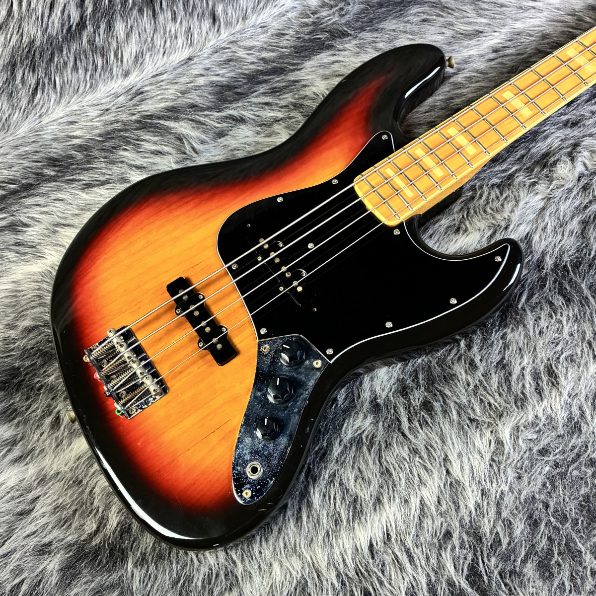 ★美品★Fender Jazz Bass エレキベース JB75-90US JB75-90US 3TS Fender Japan エレクトリック・ベース JBタイプ 商品
