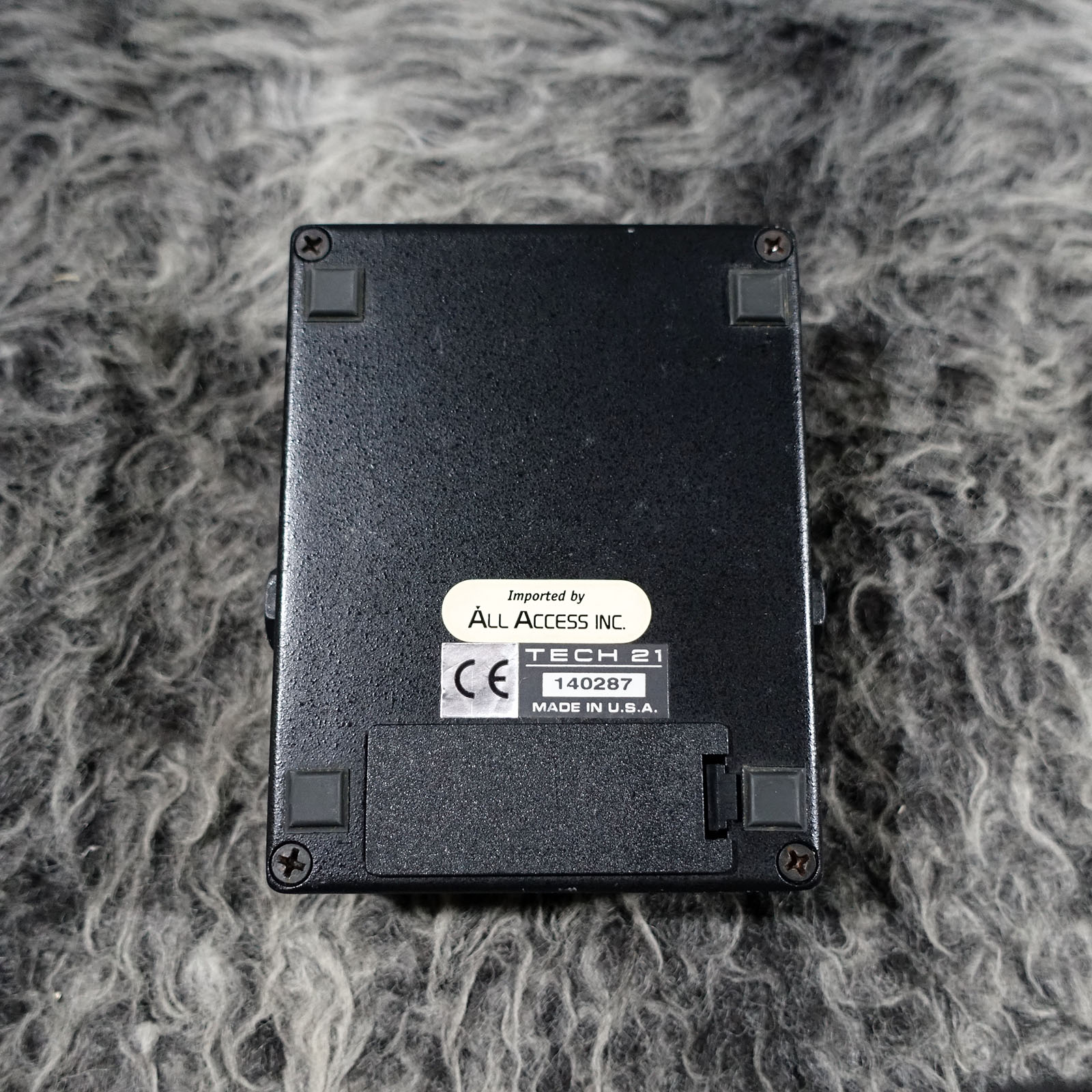 SansAmp GT2 Tech 21 ギター用エフェクター アンプシミュレーター 商品