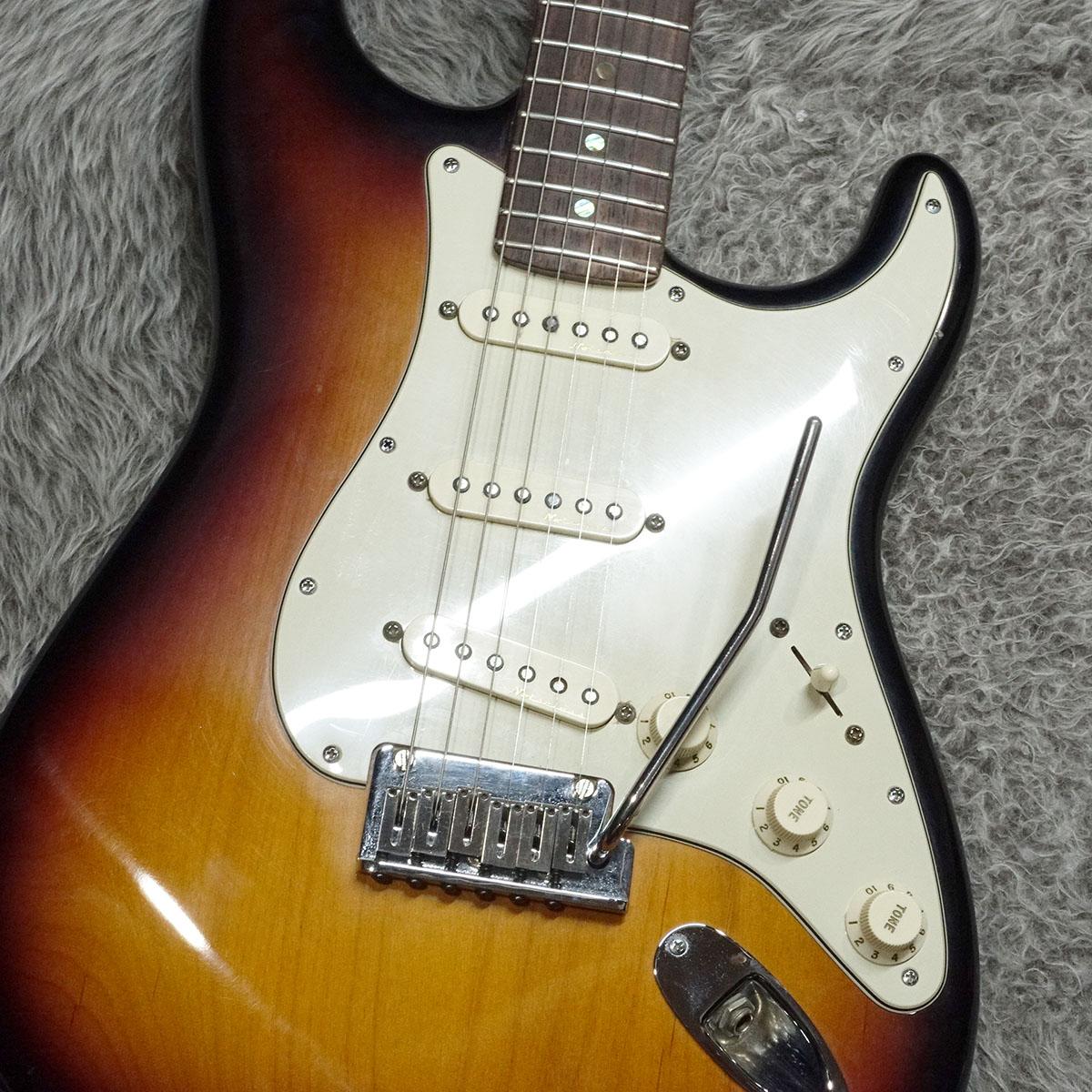 American Deluxe Stratocaster RW 3-Color Sunburst 【2001年製