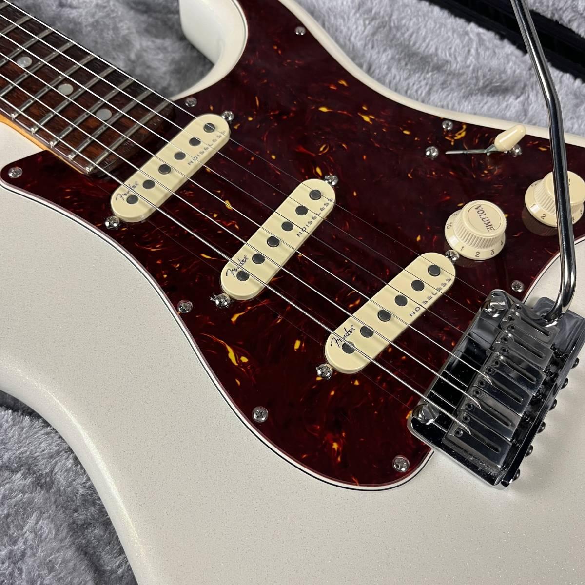 American Ultra Stratocaster Arctic Pearl 2021 Fender USA