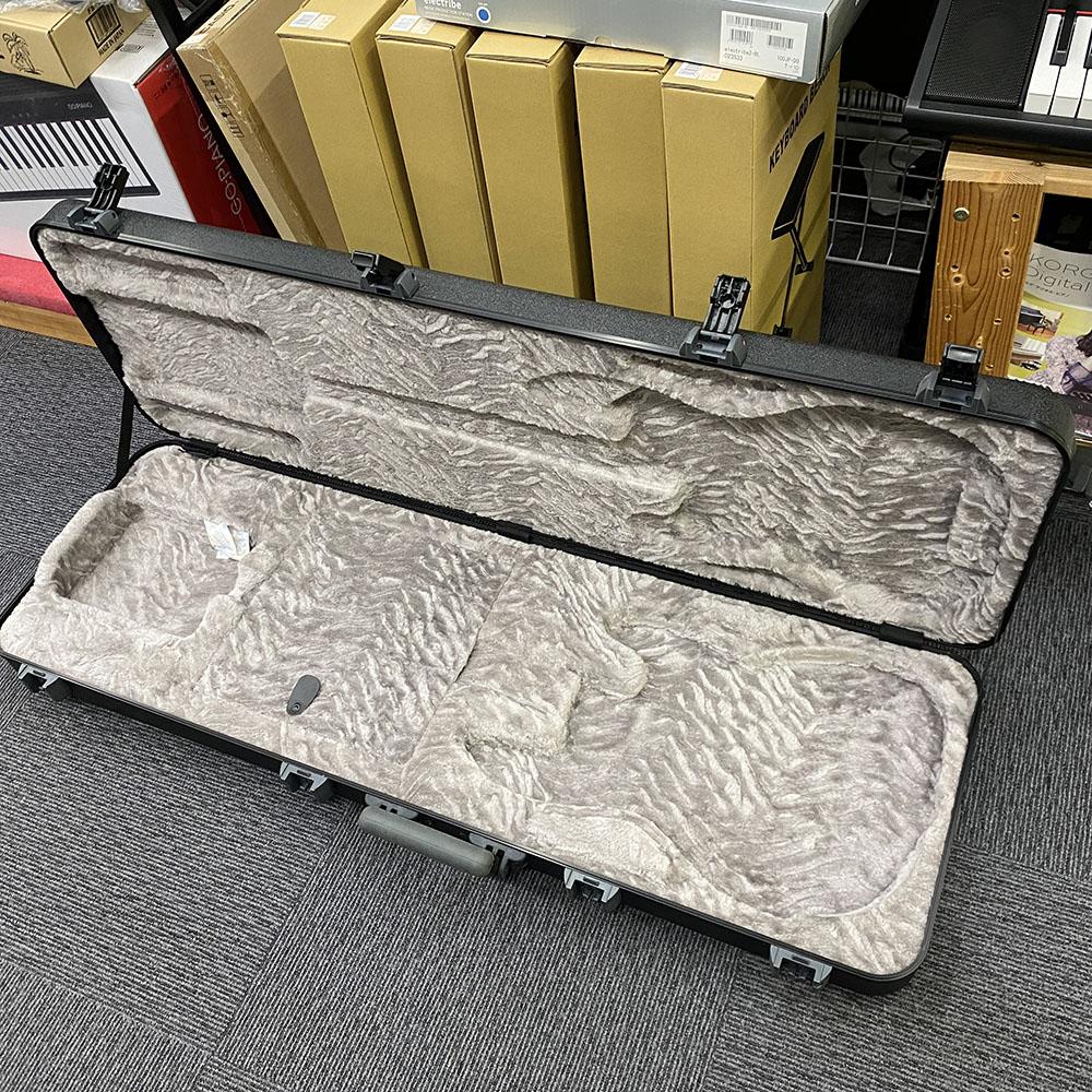 Deluxe Molded Bass Case Fender ギター/ベース用ケース ベース用