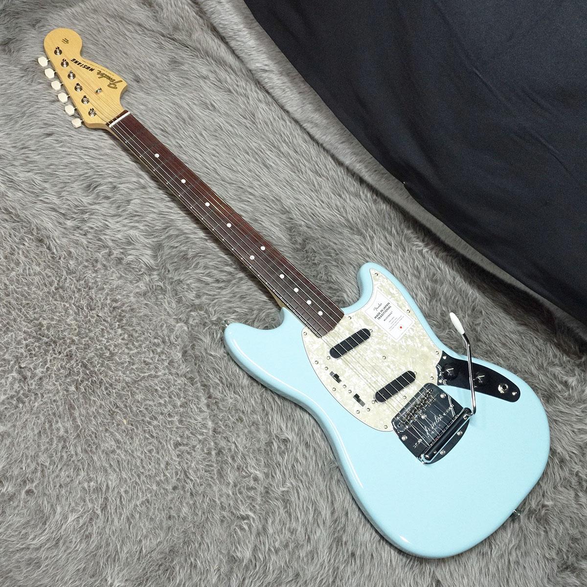 Made in Japan Traditional 60s Mustang RW Daphne Blue Fender