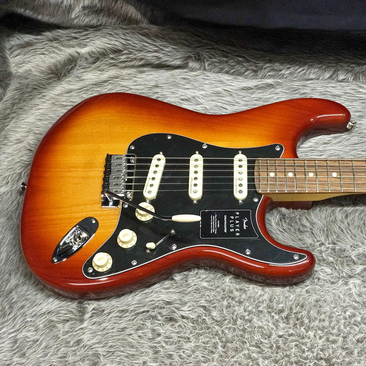 Player Plus Stratocaster PF Sienna Sunburst Fender エレクトリック