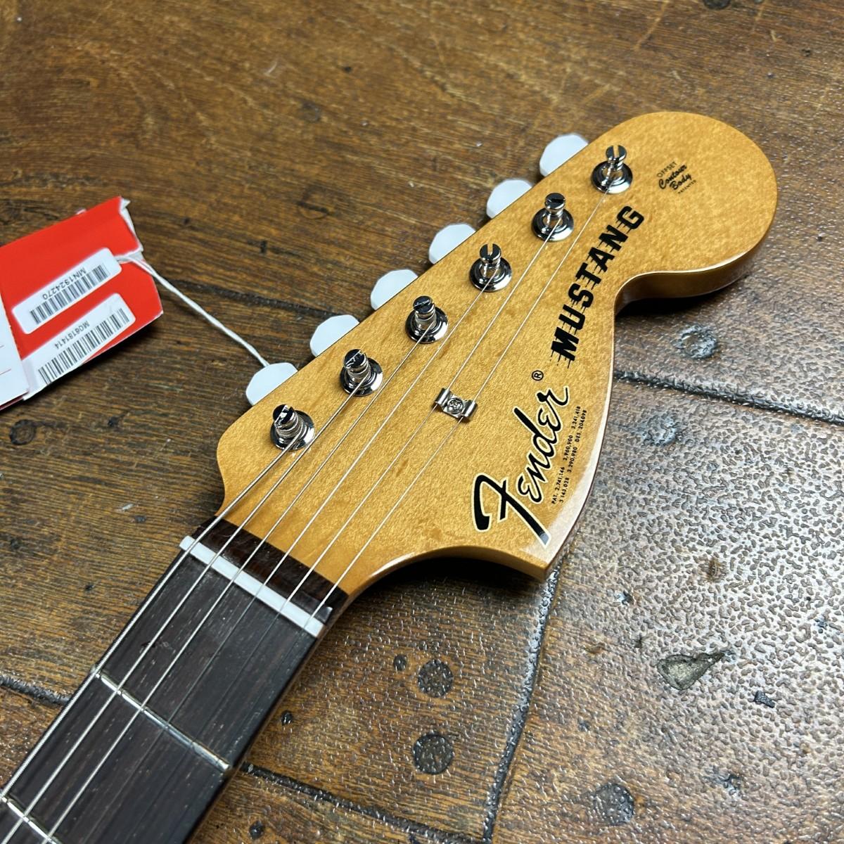 Vintera II 70s Competition Mustang Competition Burgundy Fender