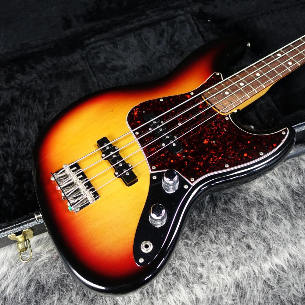 American Vintage '62 Jazz Bass 2knob 3 Color Sunburst 2003 Fender