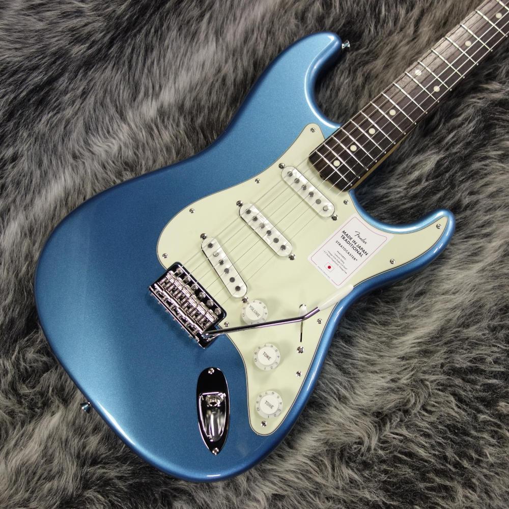Made in Japan Traditional 60s Stratocaster Lake Placid Blue Fender