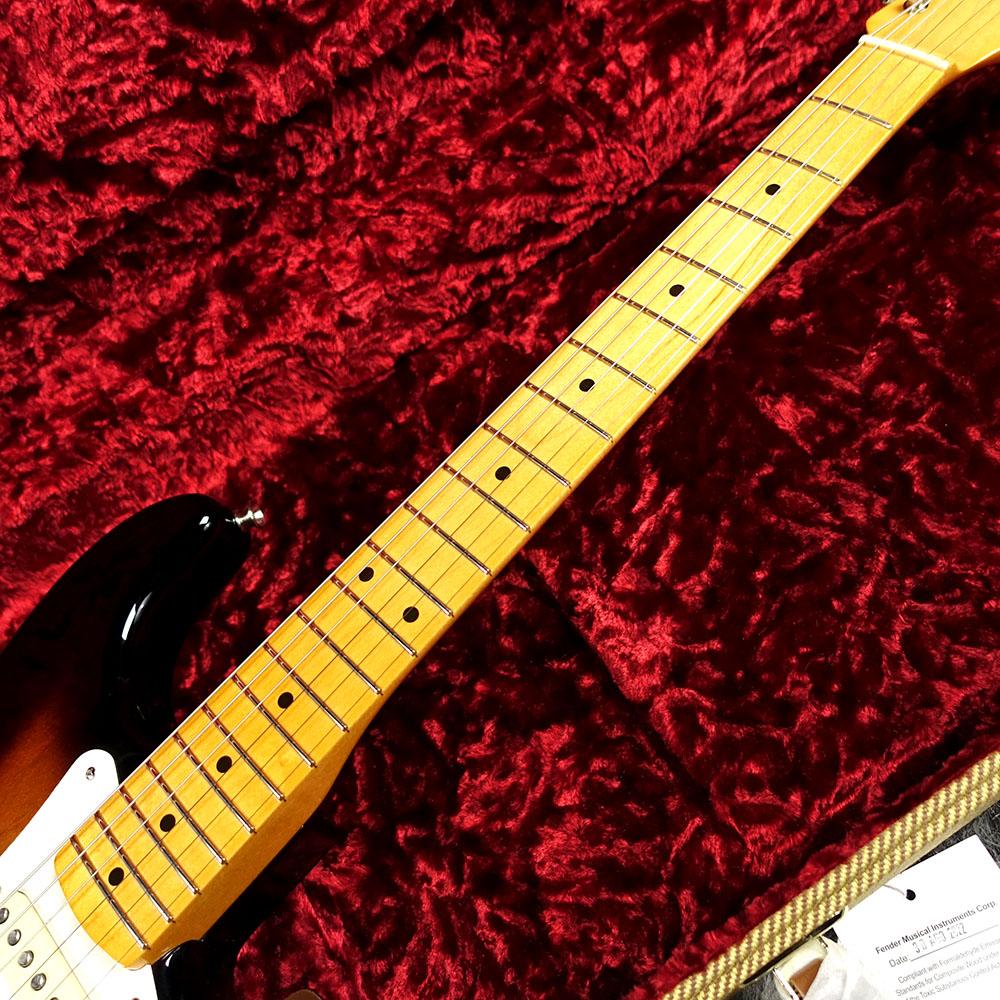 American Vintage II 1957 Stratocaster 2-Color Sunburst【在庫