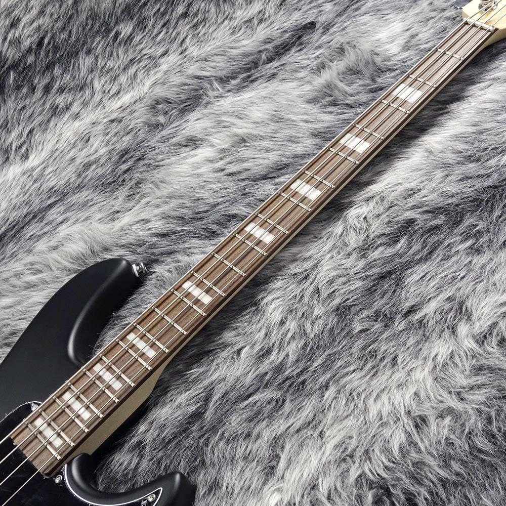 G&L kilotonトリビュートシリーズ　キルトン　新品ケース付 エレキベース Tribute KILOTON Black Frost G&L エレクトリック・ベース その他の