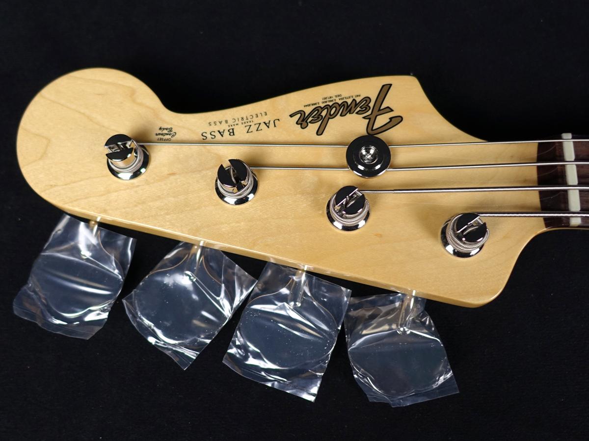 Made in Japan Traditional 60s Jazz Bass Olympic White Fender